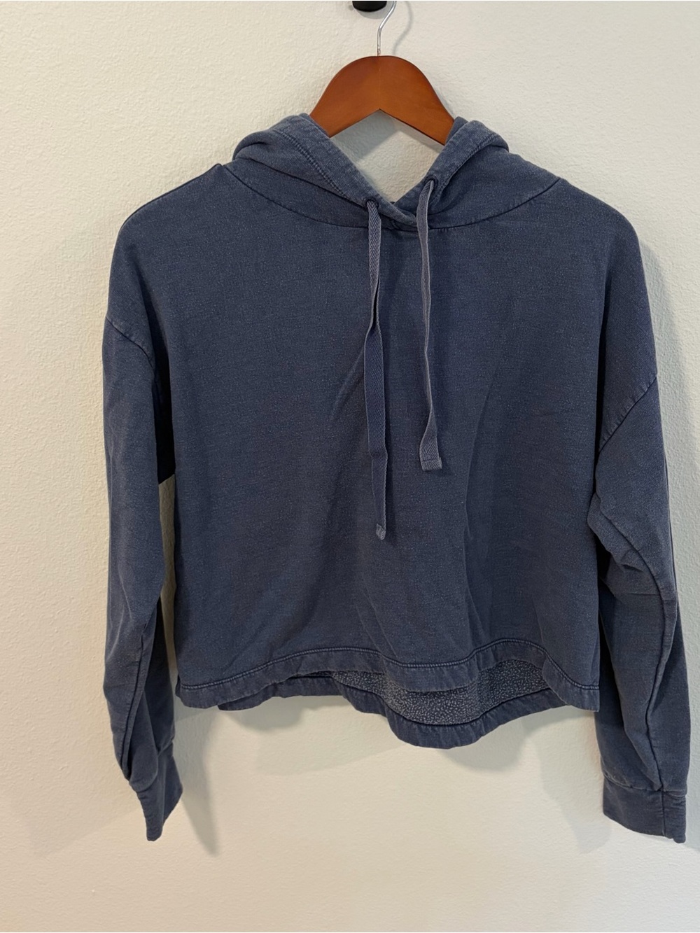 Zella Washed Navy Cropped Hoodie Sweater